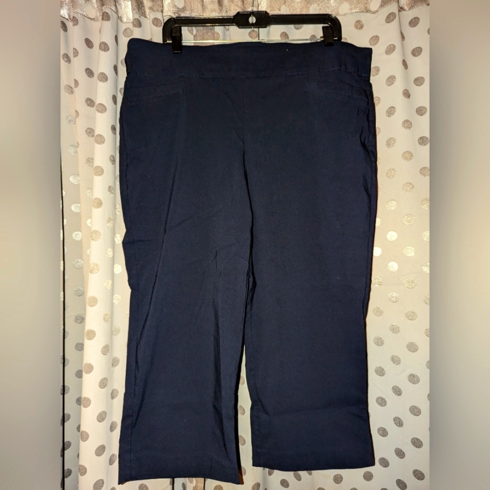 NAPA VALLEY Navy Crop Pull On Pant 18
